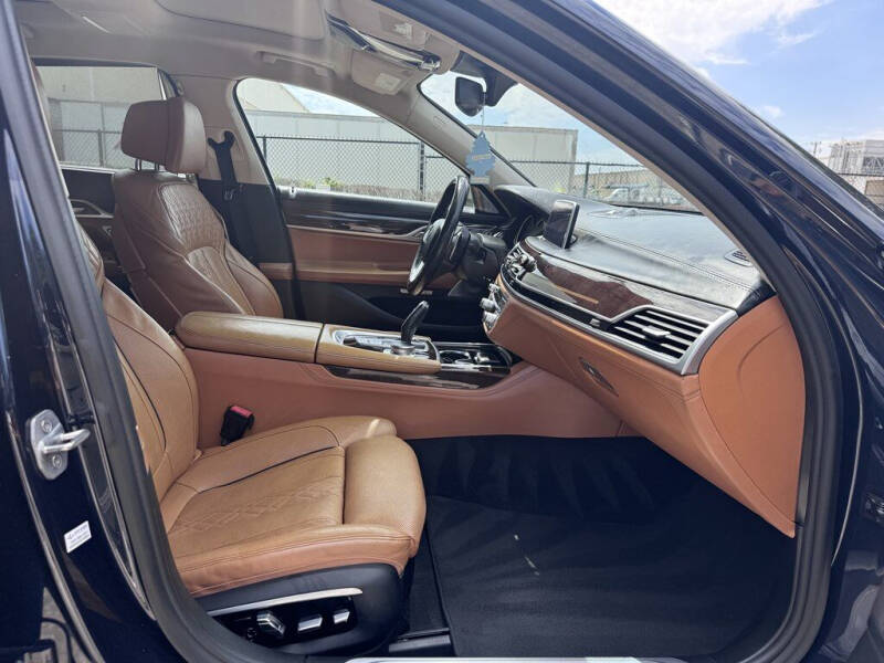 2016 BMW 7 Series 740i