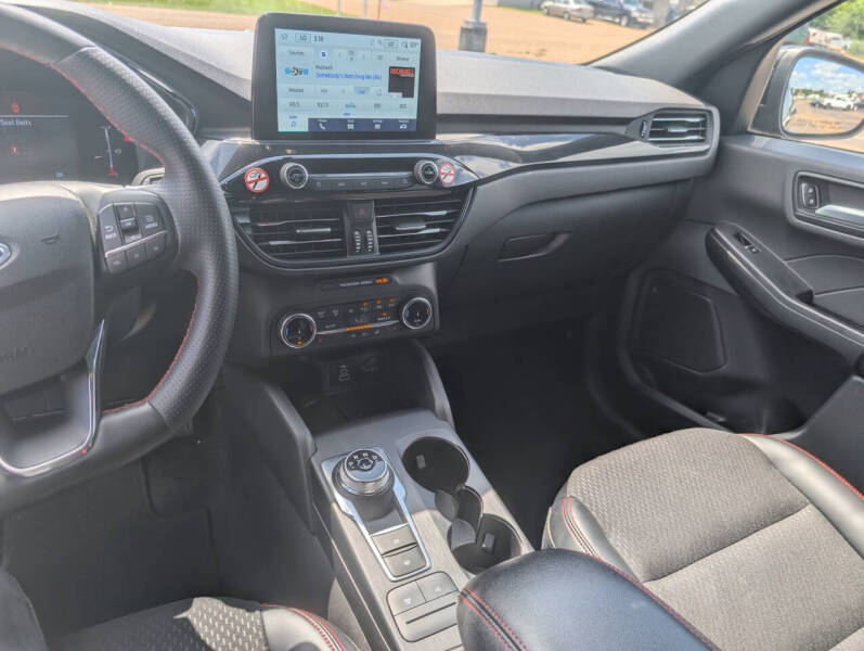 2025 Ford Escape ST-Line Select