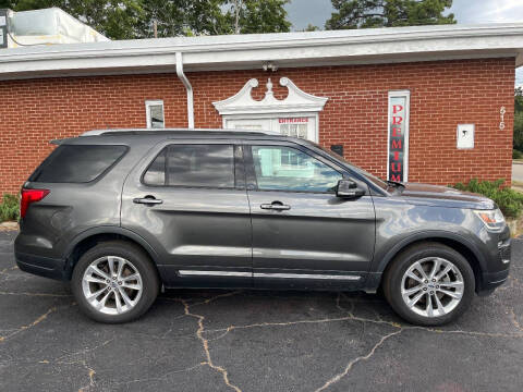 2018 Ford Explorer XLT Photo