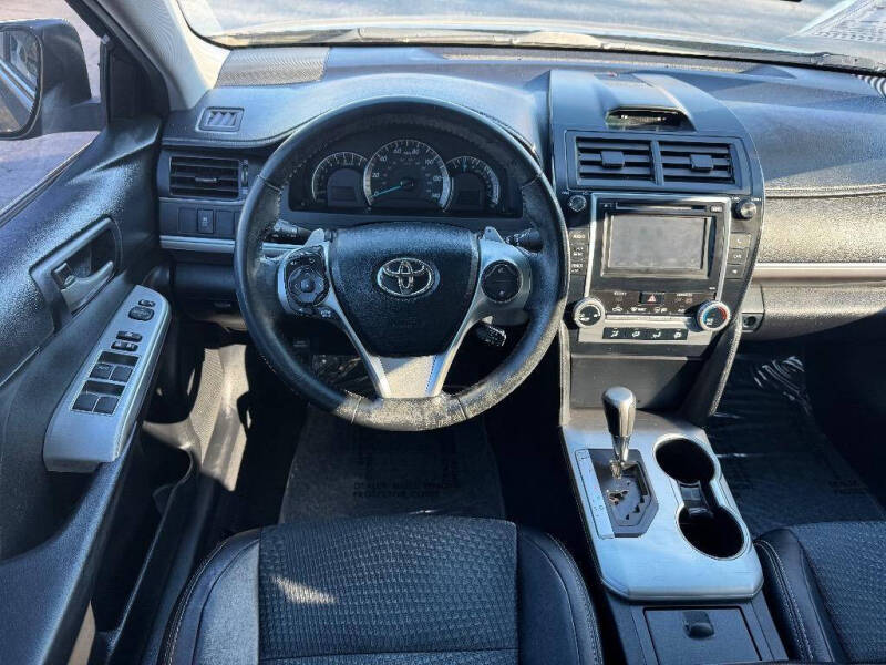 2013 Toyota Camry SE