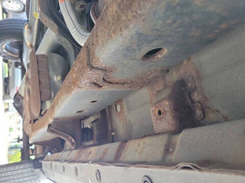 2013 Nissan Titan SV