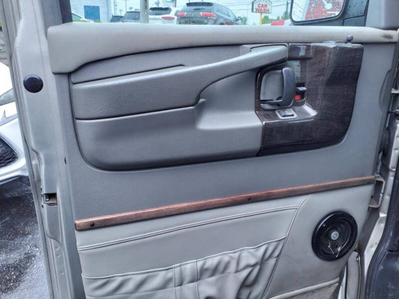 2004 Chevrolet Express 1500