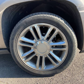 2013 Cadillac Escalade ESV Platinum Edition