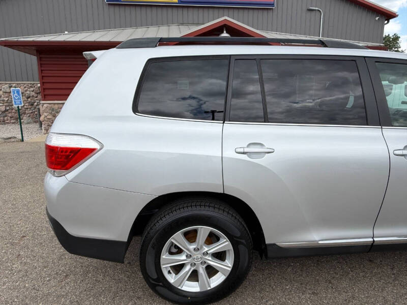 2011 Toyota Highlander SE