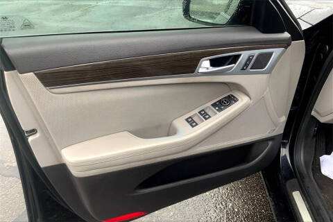 2015 Hyundai Genesis