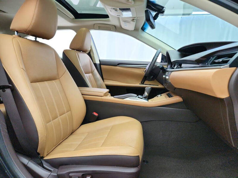 2016 Lexus ES 350