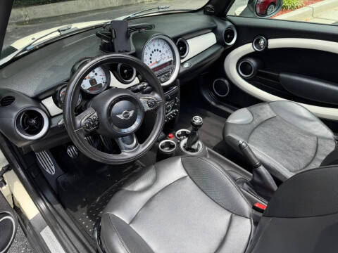 2013 MINI Convertible Cooper S