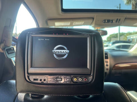 2014 Nissan Armada SV