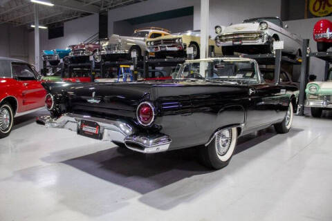 1957 Ford Thunderbird