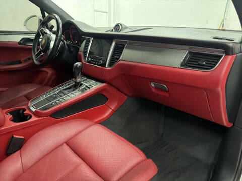 2017 Porsche Macan GTS