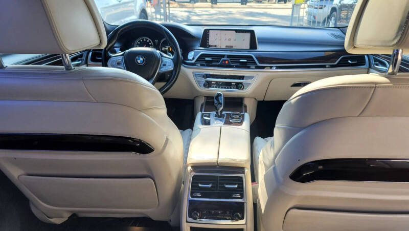 2016 BMW 7 Series 740i