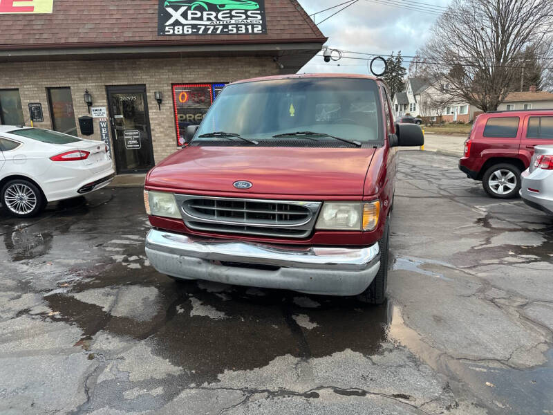 1999 Ford E-150 XLT