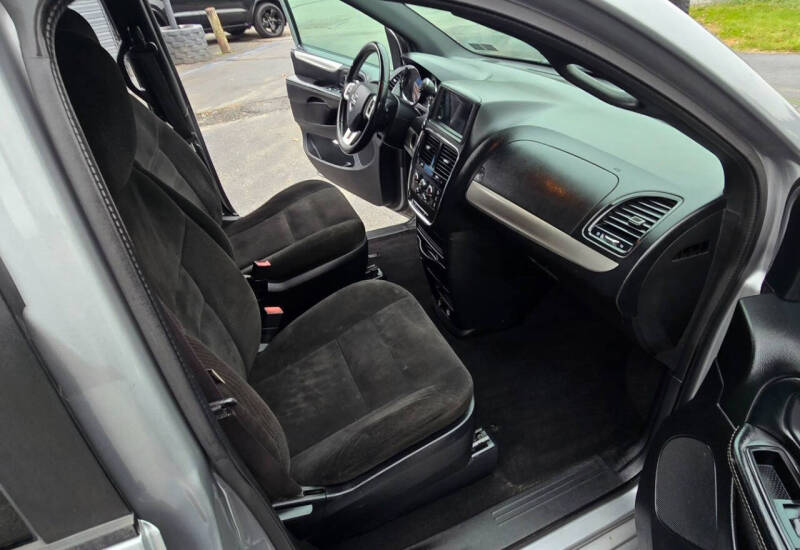 2015 Dodge Grand Caravan SE