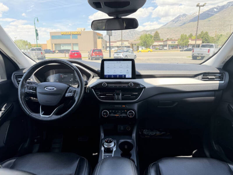 2021 Ford Escape SEL