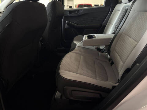 2023 Ford Escape Hybrid Active