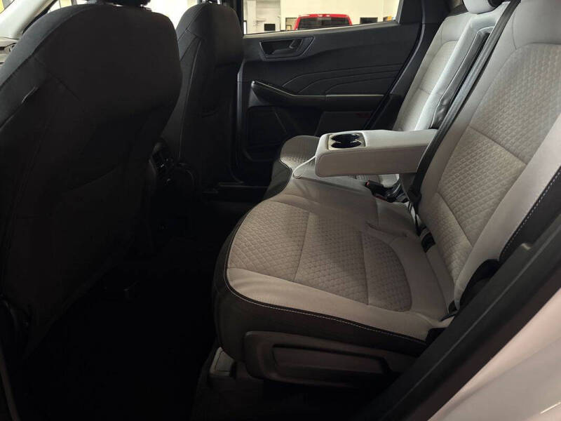 2023 Ford Escape Hybrid Active