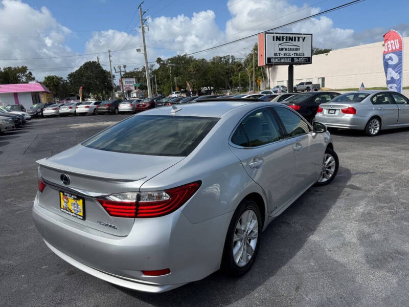2013 Lexus ES 300h