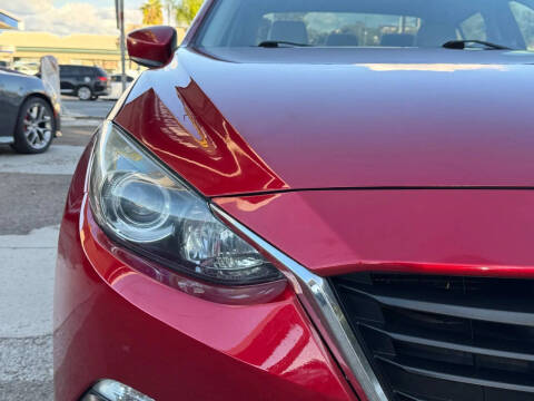 2015 Mazda MAZDA3 i Touring