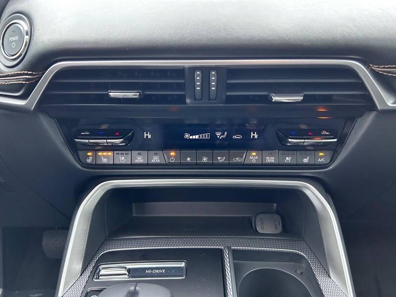 2025 Mazda CX-90 Plug-in Hybrid Premium Plus