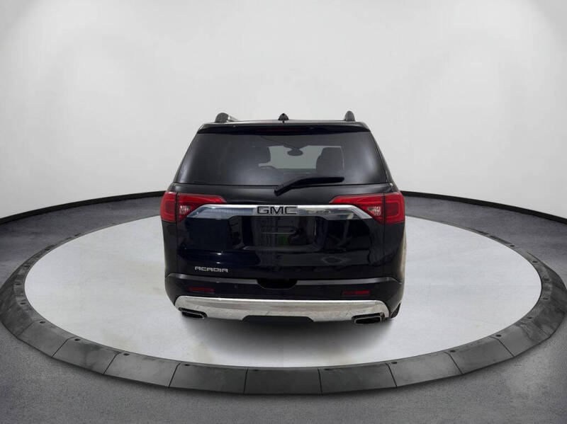 2018 GMC Acadia Denali