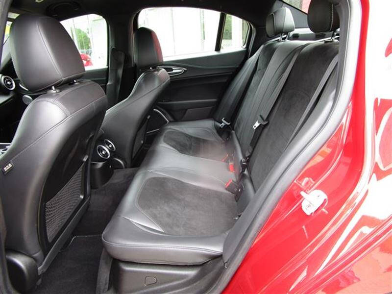 2018 Alfa Romeo Giulia Quadrifoglio