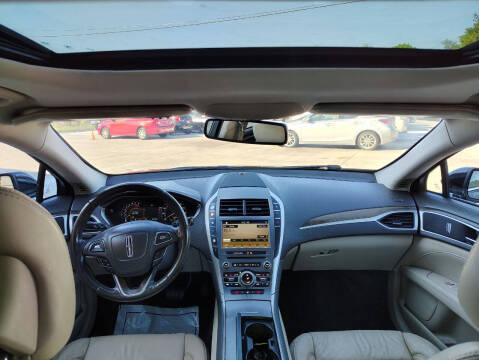 2017 Lincoln MKZ Select