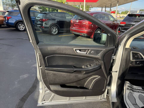 2021 Ford Edge SEL