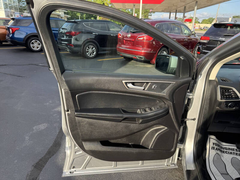 2021 Ford Edge SEL