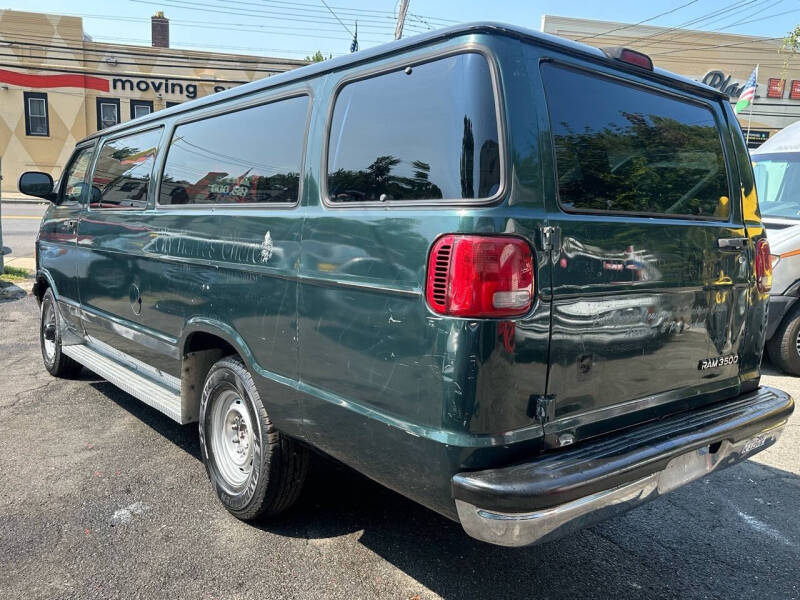 2002 Dodge Ram Van 3500 Maxi