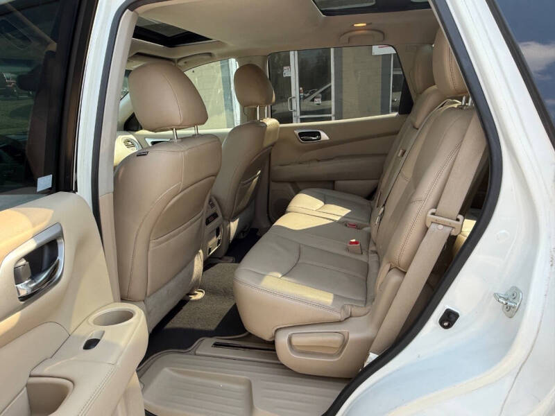 2014 Nissan Pathfinder SL