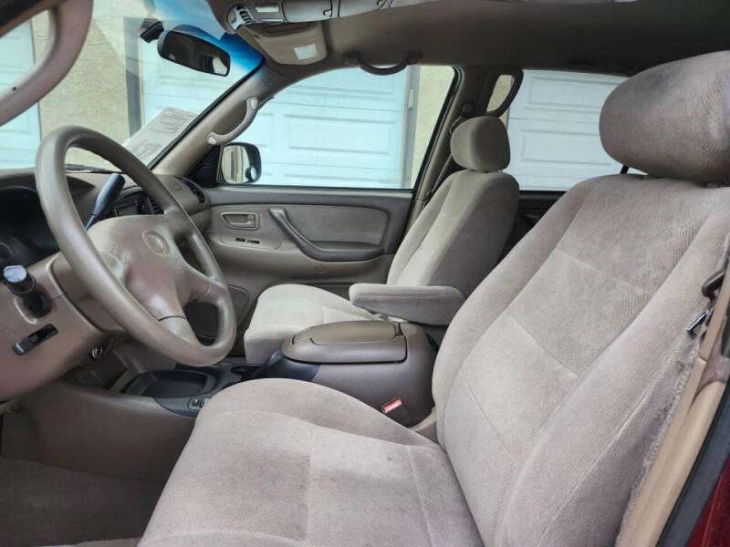 2002 Toyota Sequoia SR5