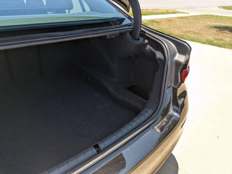 2021 BMW 5 Series 530i