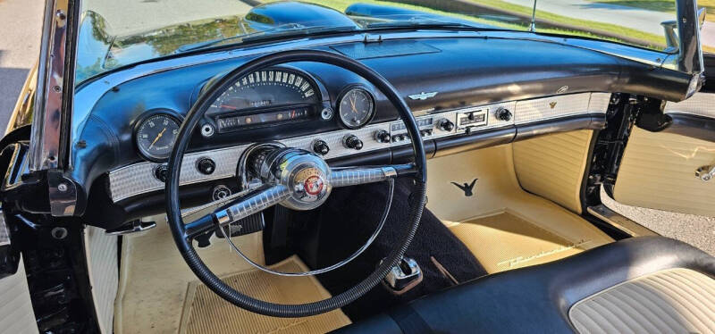 1955 Ford Thunderbird