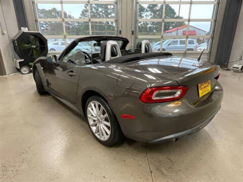 2017 FIAT 124 Spider Lusso