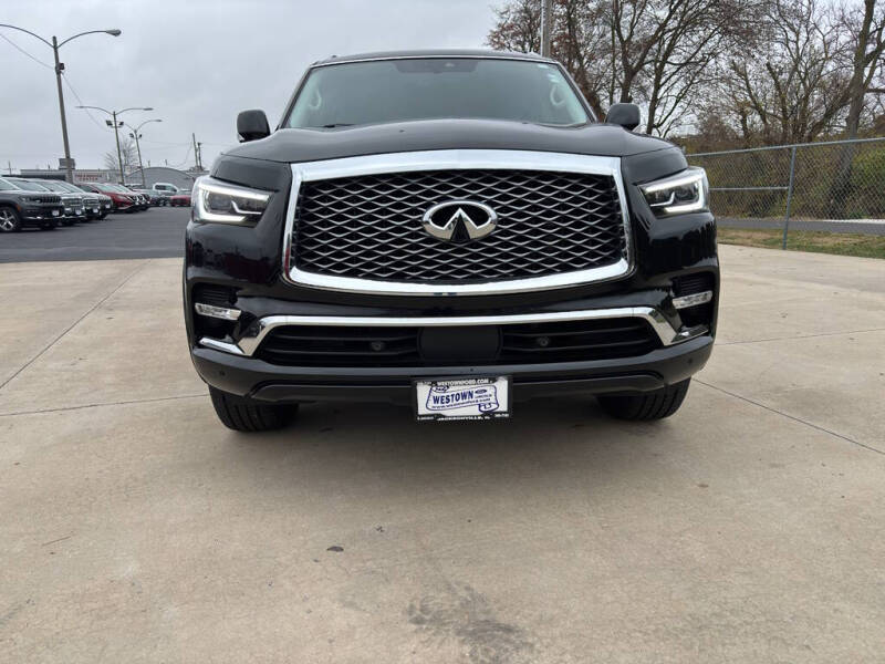 2022 Infiniti QX80 Luxe