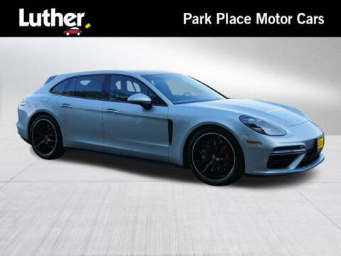 2018 Porsche Panamera for sale at Park Place Motor Cars in Rochester MN