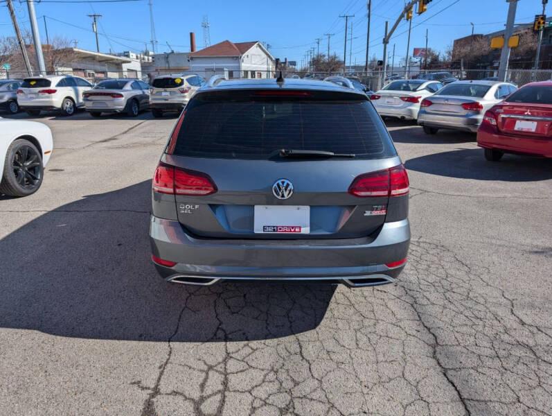 2018 Volkswagen Golf SportWagen TSI SEL