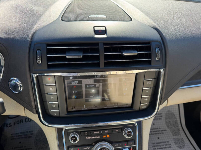 2017 Lincoln Continental Reserve