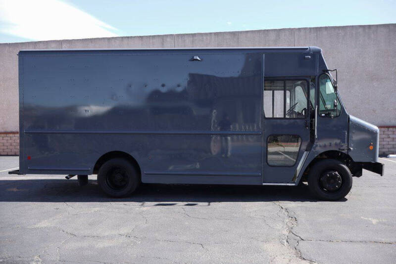 2020 Freightliner MT45 Chassis