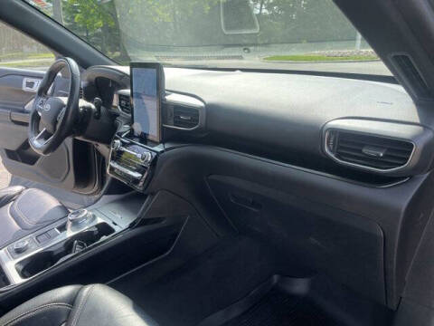 2021 Ford Explorer ST