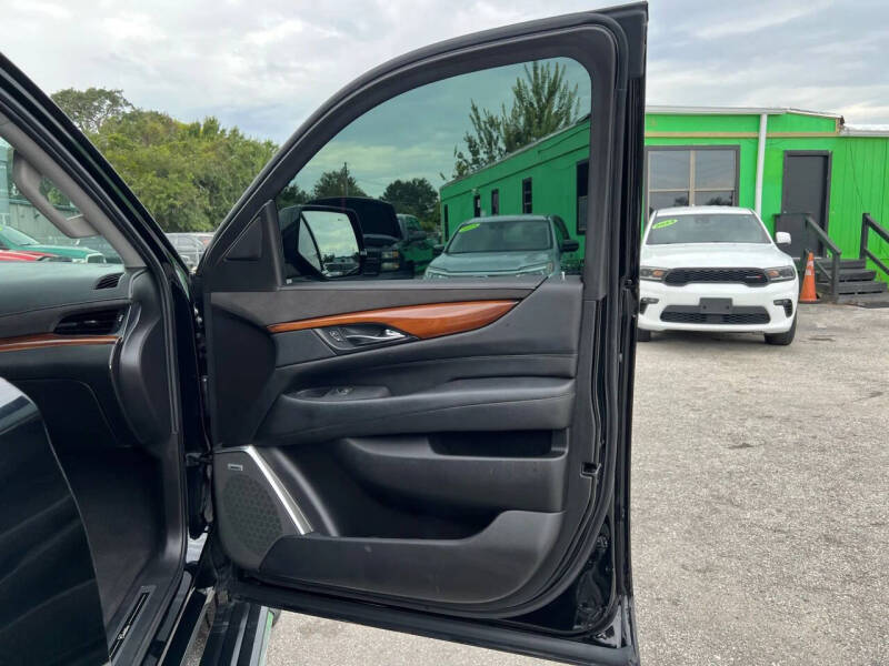 2018 Cadillac Escalade Premium Luxury