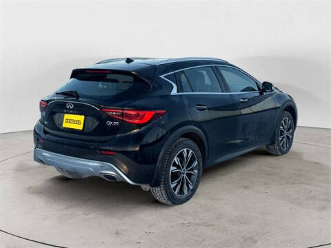 2018 Infiniti QX30 Premium
