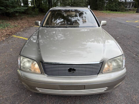 2000 Lexus LS 400