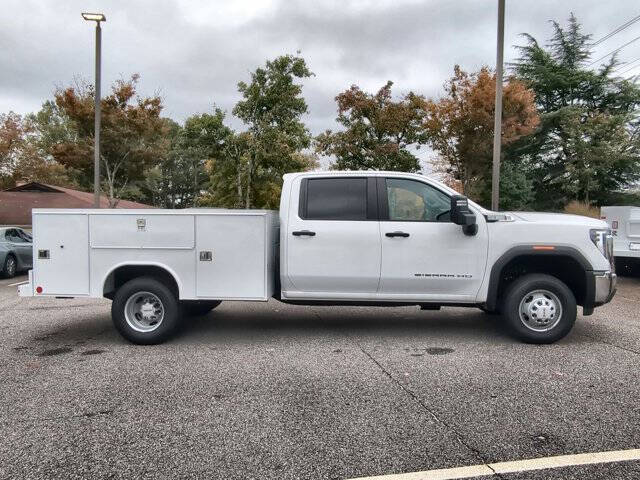 2025 GMC Sierra 3500HD CC Pro