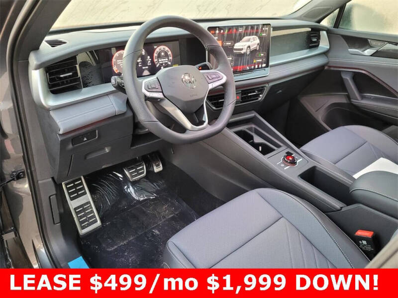 2026 Volkswagen Tiguan SE R-Line Black