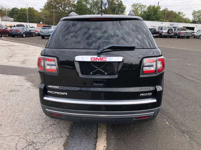 2016 GMC Acadia SLT-1