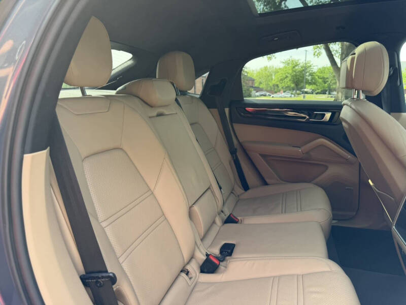 2020 Porsche Cayenne Coupe
