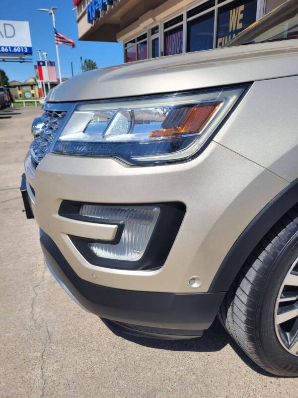 2017 Ford Explorer Platinum