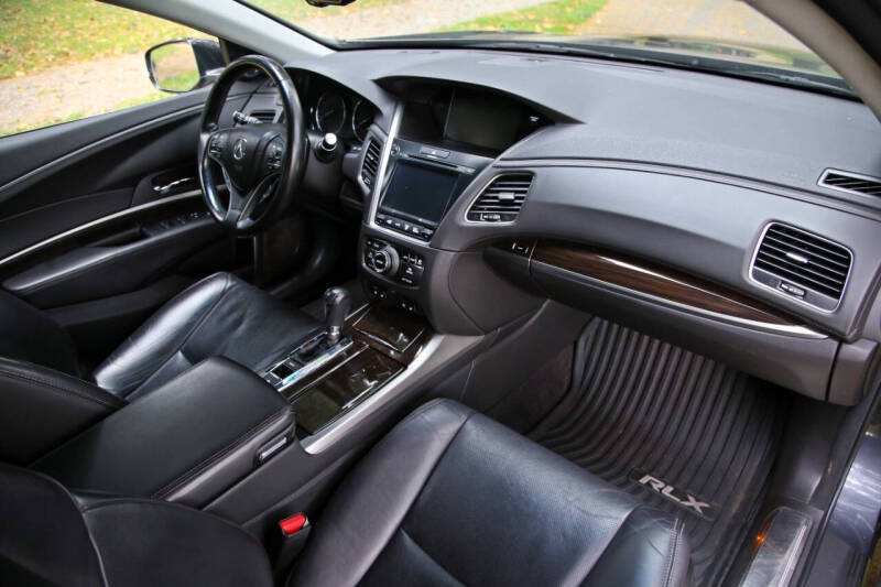 2016 Acura RLX w/Advance