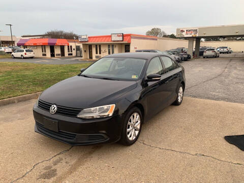 2011 Volkswagen Jetta for sale at VENTURE MOTOR SPORTS in Chesapeake VA